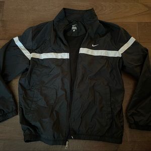 nike windbreaker